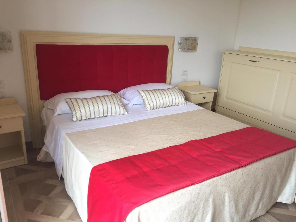 Il Salice Hotel Civitella Del Tronto Eksteriør billede